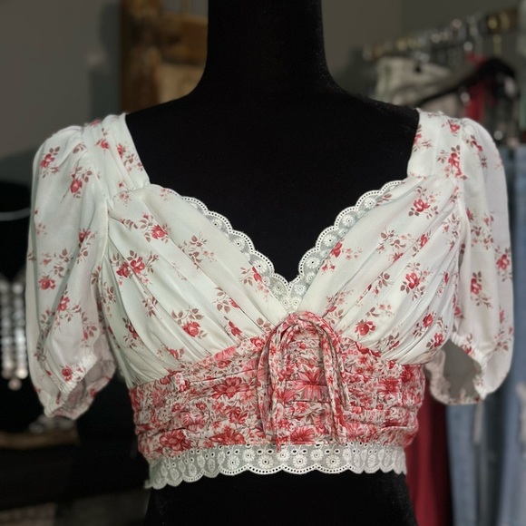 Altar’d State Floral Women's Top - Picture 1 of 4
